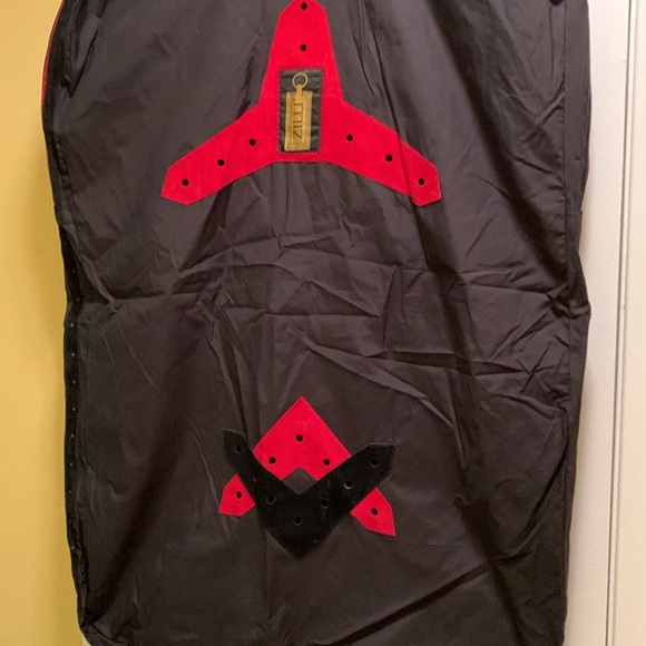 NWOT Men's Authentic ZILLI Black Red Suede Garment Travel/Weekend Bag - Picture 4 of 9